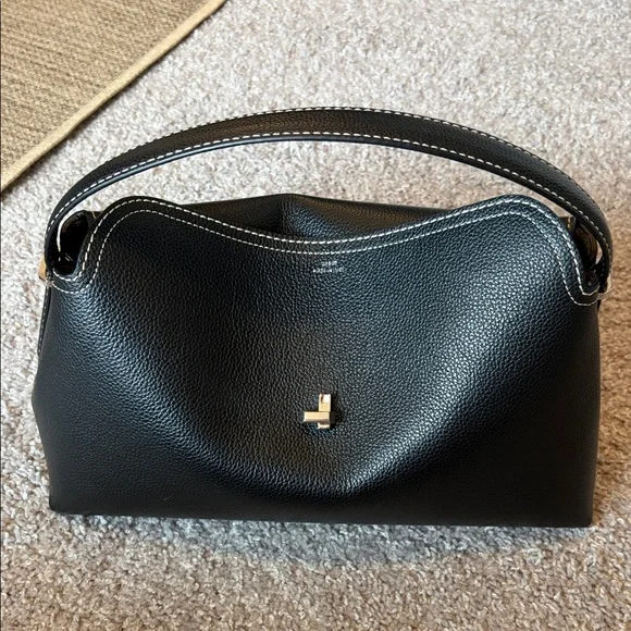 New Toteme t-lock bag in black with white contrast stitching - Picture 6 of 9